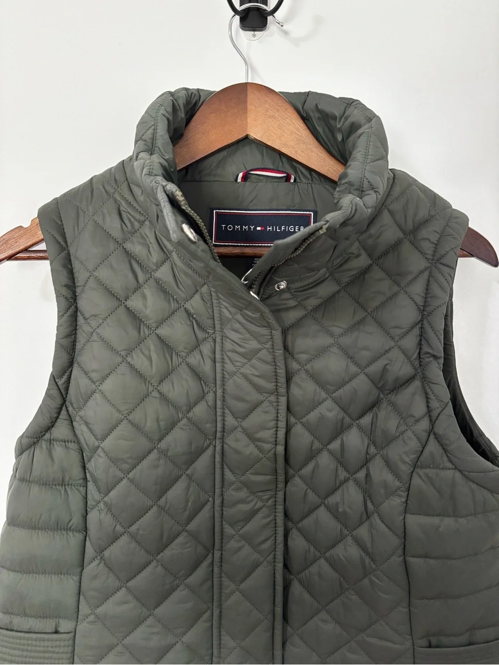 Tommy Hilfiger style profile